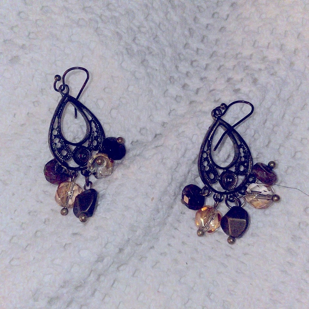 Statement Necklace And Earrings Bundle - image 8